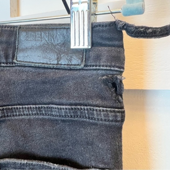 H&M Jeans Women’s Size 28 Black Denim Skinny Ankle High Waist Ripped Belt Loops - Picture 5 of 12